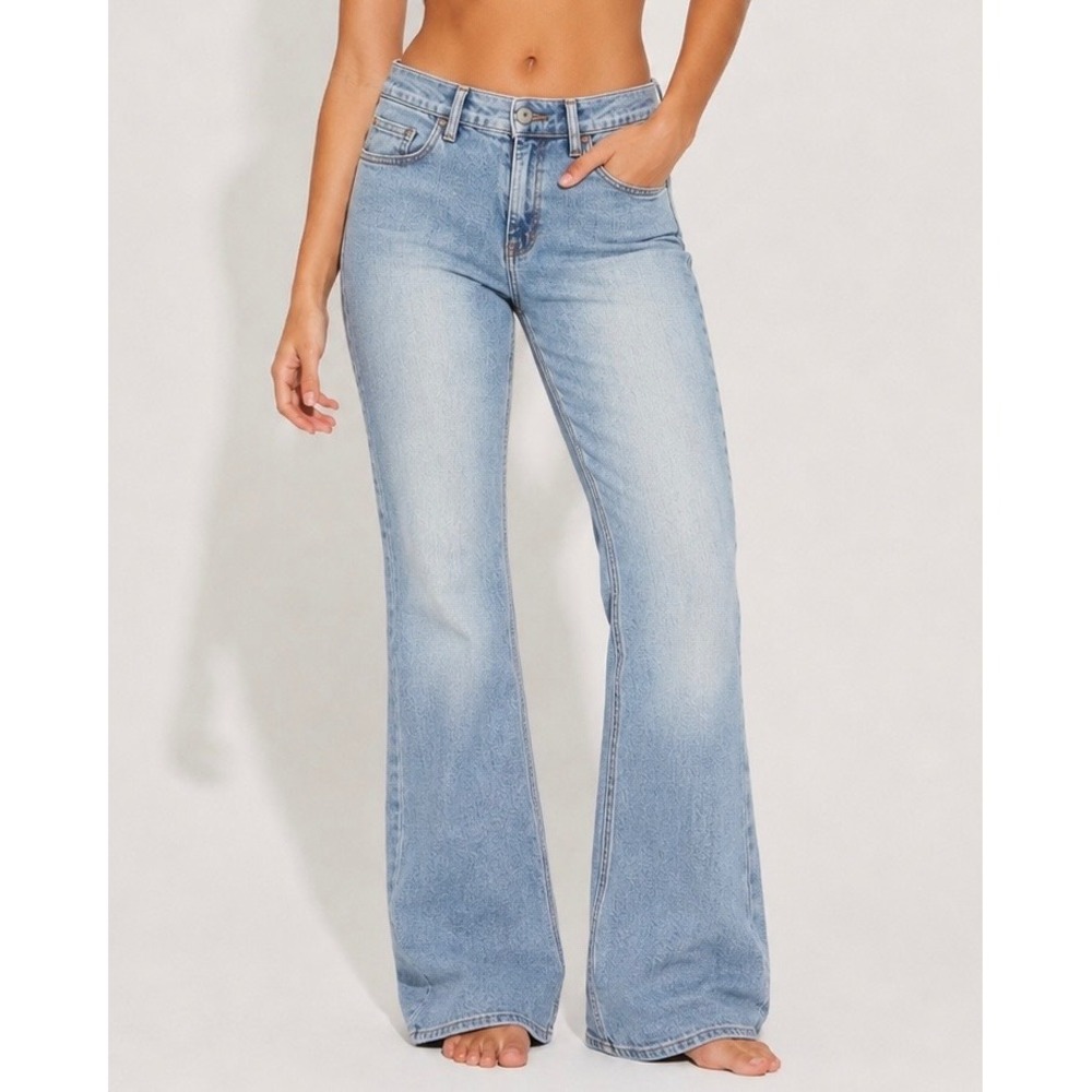 Guess Jeans Stretch Light Wash Blue Bootcut Denim Pants Sz 28 Y2K Vintage Style